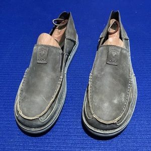 Ariat leather slip on size 13D.
